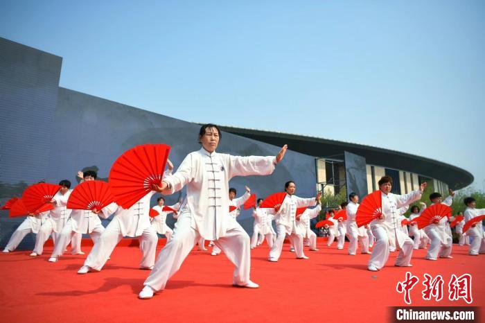 2023年“海棠花兒開”文化藝術(shù)節(jié)開幕